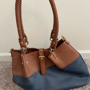 Large tote